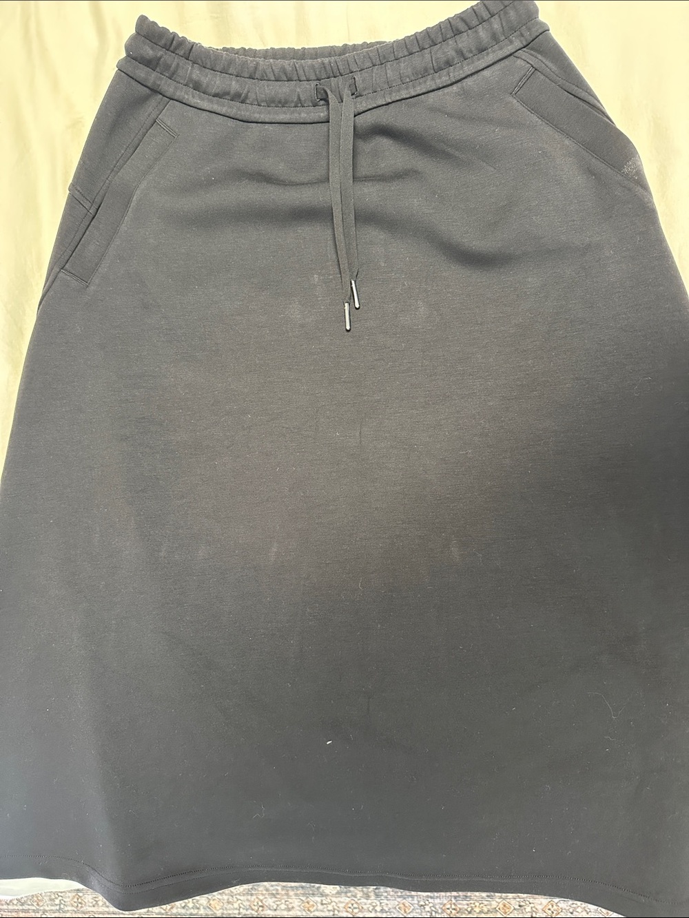 Lululemon Modal-Blend High-Rise A-Line Midi Skirt black A-Line Skirt Size Medium